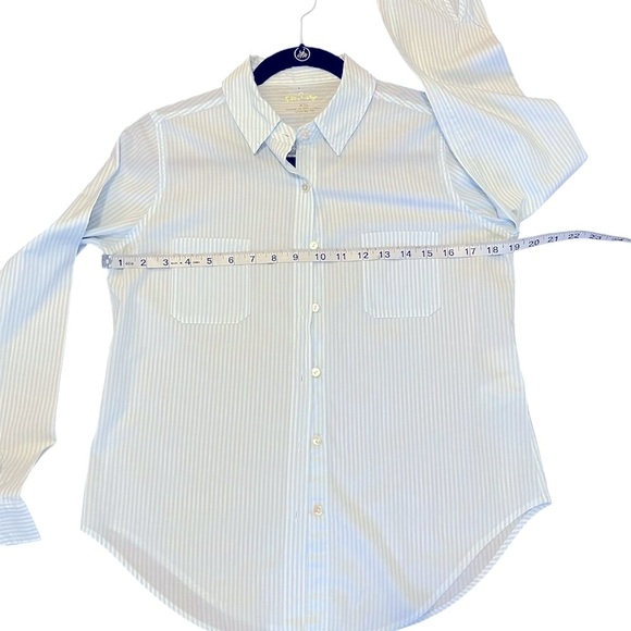 Lily Pulitzer Preppy White & Blue Button Down Shirt Size: XS - Picture 3 of 5